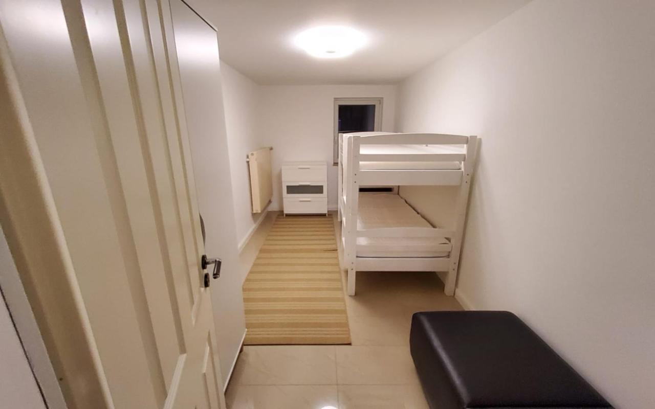 3 - Keine Party ! 6 Personen * Düsseldorf