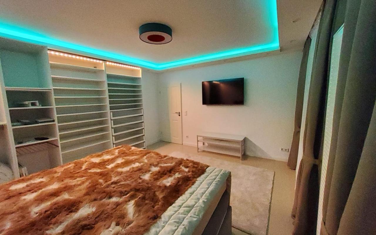 Apartment 3 - Keine Party ! 6 Personen Dusseldorf