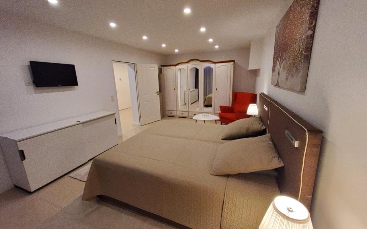 3 - Keine Party ! 6 Personen Appartement *